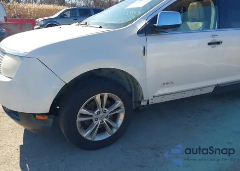 2010 Lincoln Mkx z USA, uszkodzony, nr VIN 2LMDJ8JC3ABJ17626